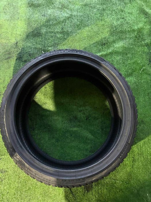Anvelope iarnă 235/35/20 Pirelli