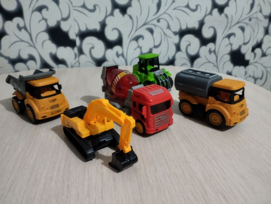 Игрушки машинки строительная техника