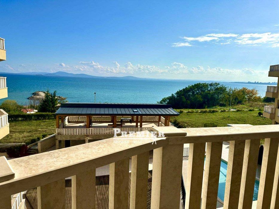 Двустаен апартамент в Сарафово с гледка към морето