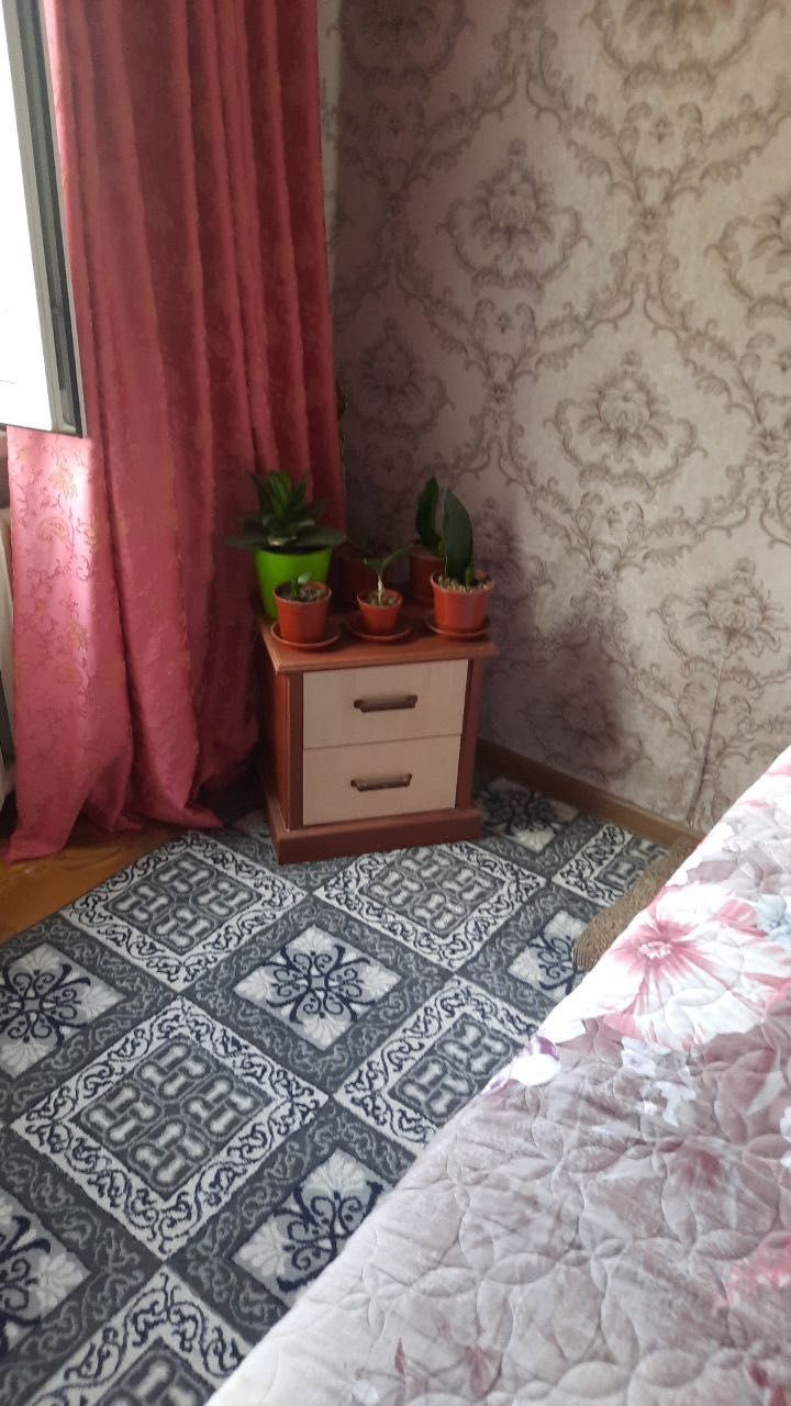 Продается спальный гарнитур