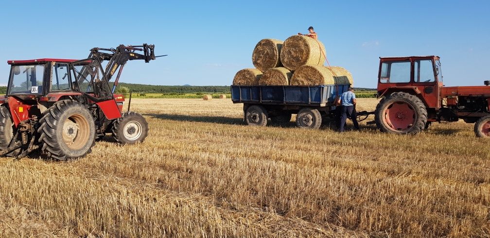 Tractor Case internațional 595