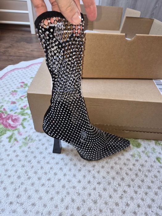 Mango обувки с кристали-нови