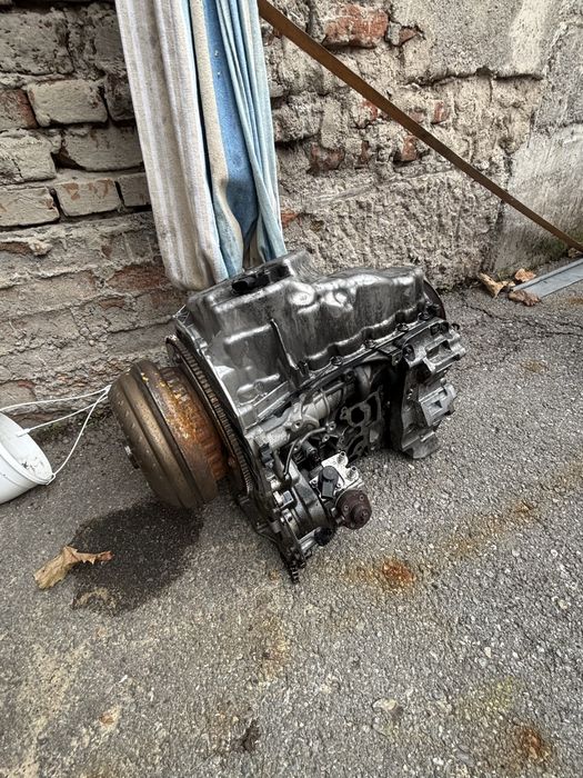 Долнище от n47 двигател за бмв 120, 320, 520 и др 184 коня