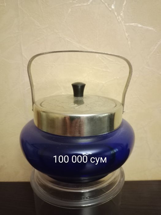 Продам подарочные жестяные баночки и вазы