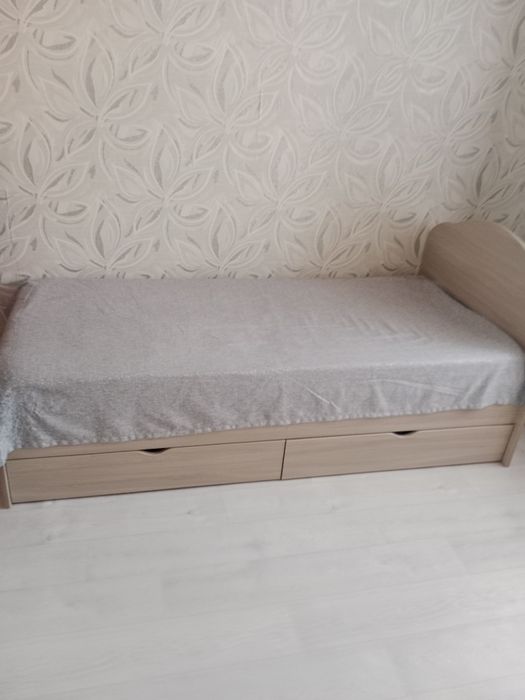 Кровать подростковый