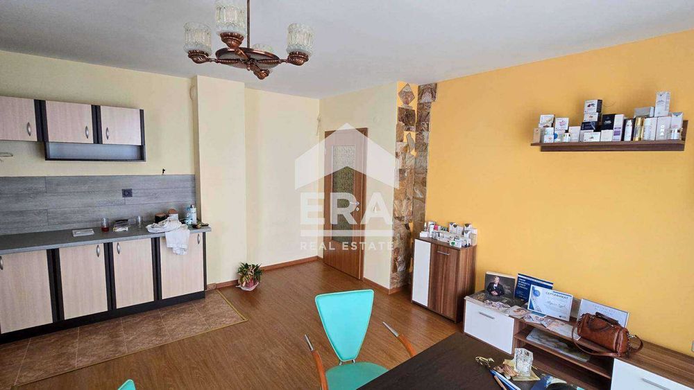 Продава се Четиристаен апартамент в София, Карпузица - 132 кв.м за 2272 €/кв.м - Снимка #1