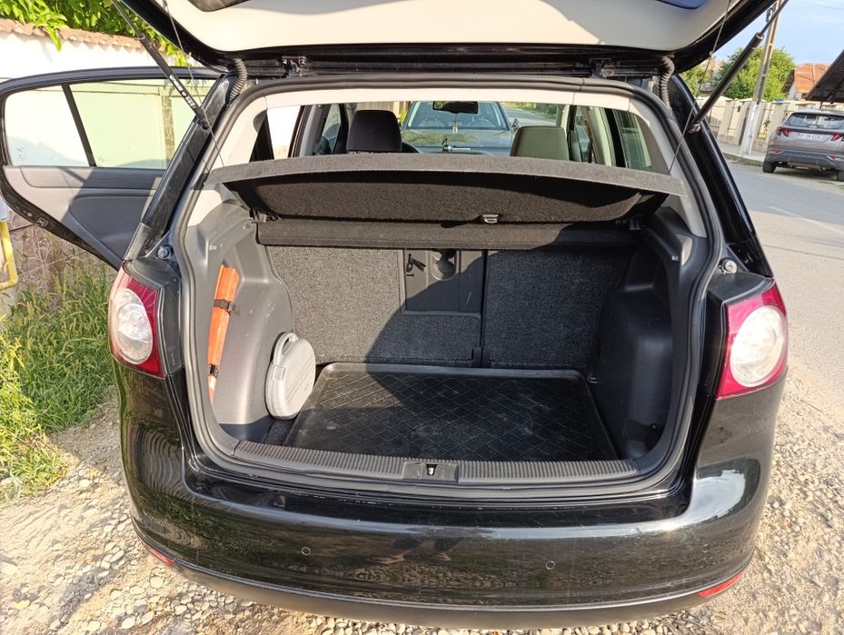 VW Golf Plus - 1.9 TDI (105 CP), An 2007, Navi, Senzori Parcare