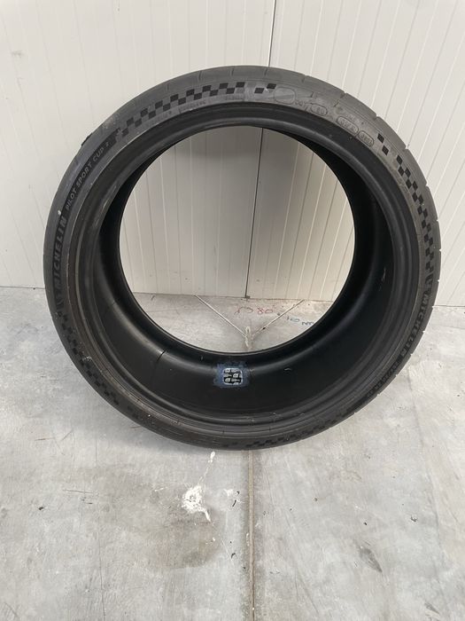 Michelin Pilot Sport Cup 2 285/30 20’
