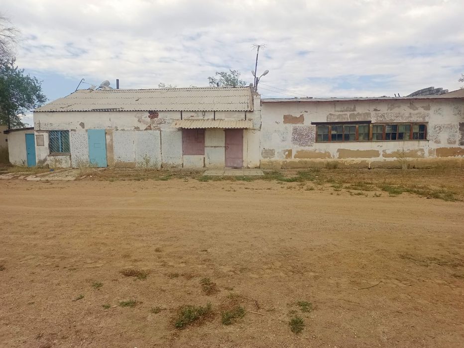 Продам здание близь аэропорта