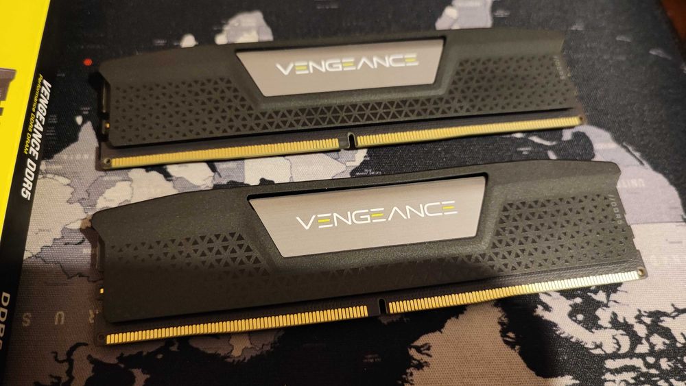 Memorie ram ddr 5 corsair vengeance 32 gb 2x 16gb 6400 mhz