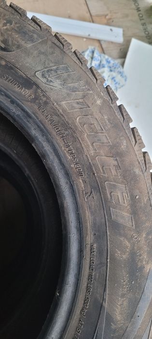 Продам зимние шины