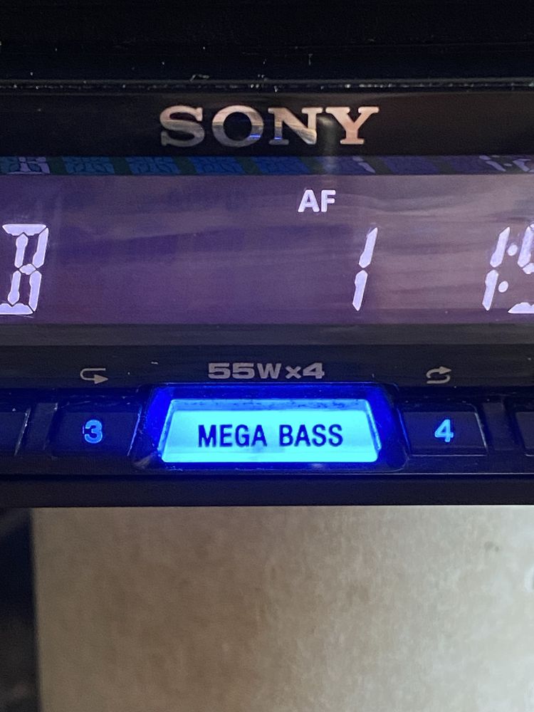 SONY MEX-N4100BT - 4X55W - Bluetooth, USB, CD плеър за кола сд, радио