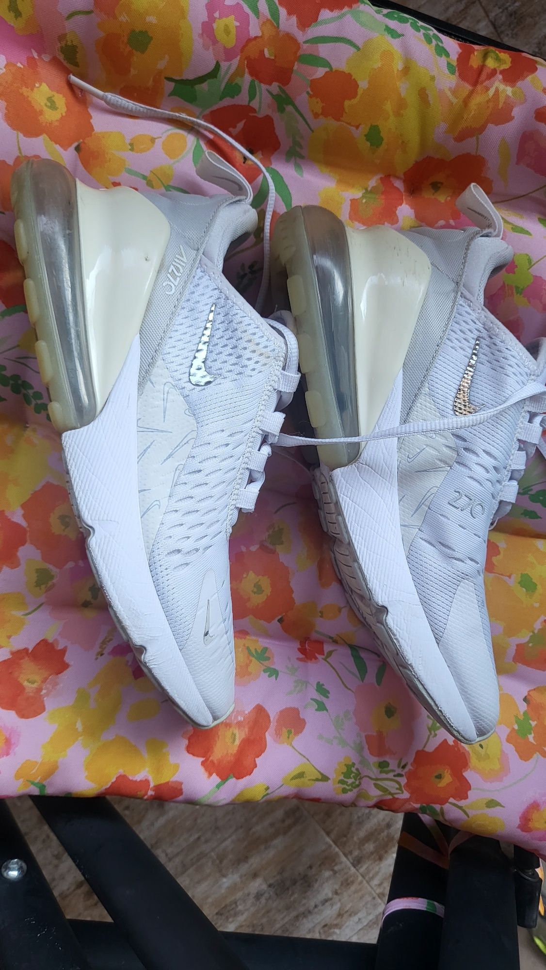 Nike Air Max 270
