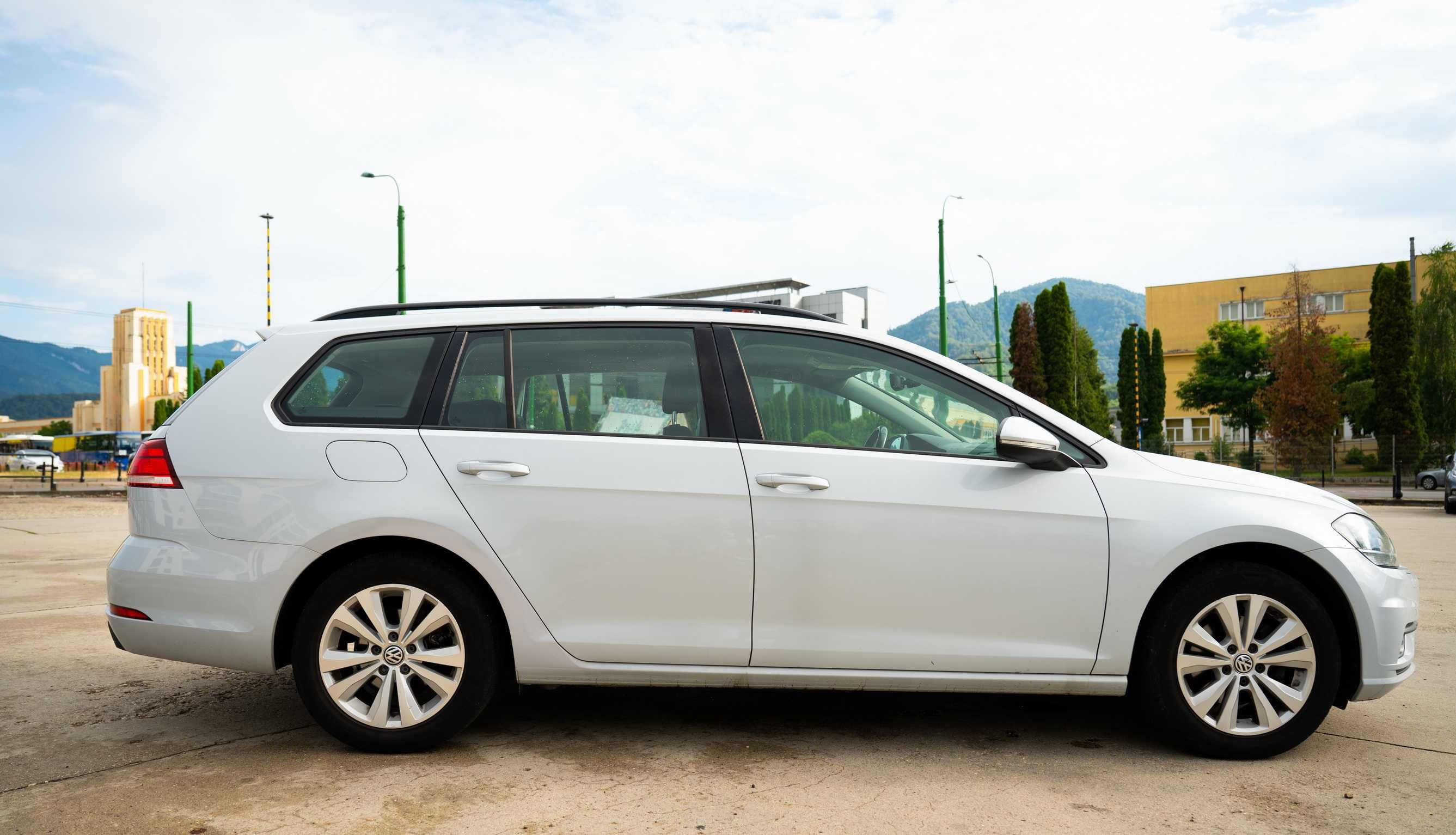 Volkswagen Golf 7 Variant Trendline 1.6 TDI – 115 CP