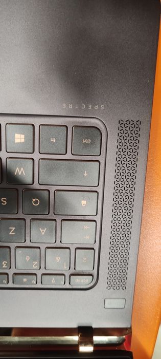 Лаптоп hp за части