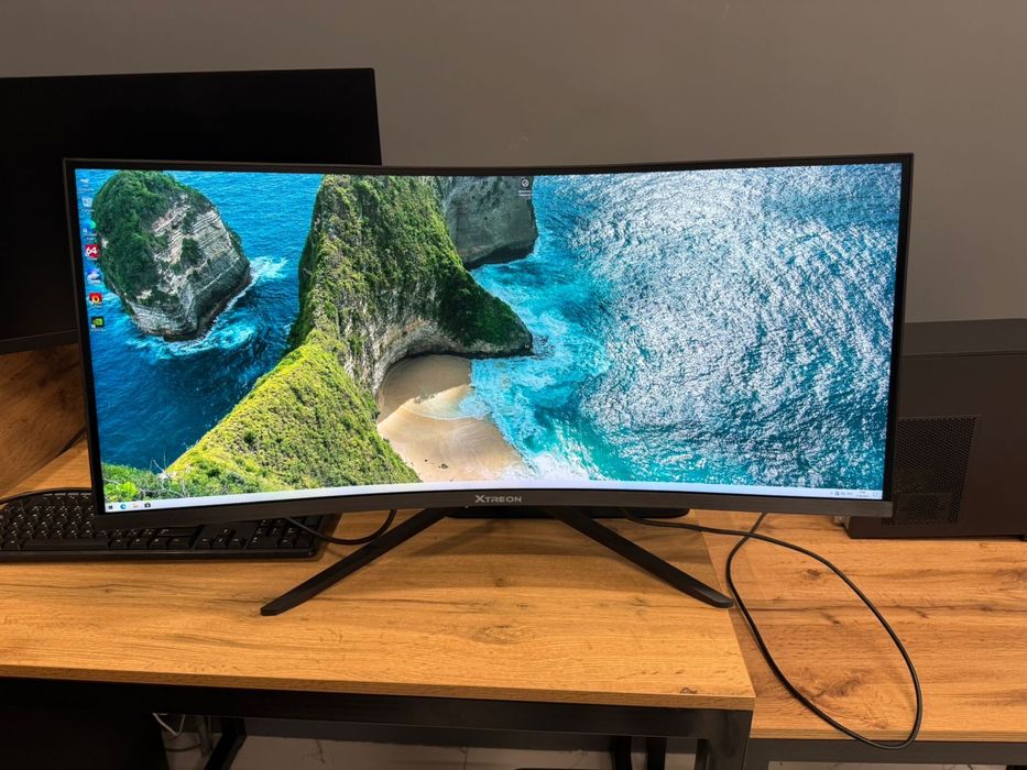 Монитор XTREON XT3461UPB