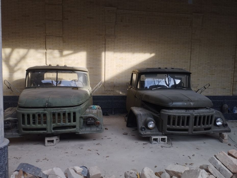 Zil kabina srochna sotiladi