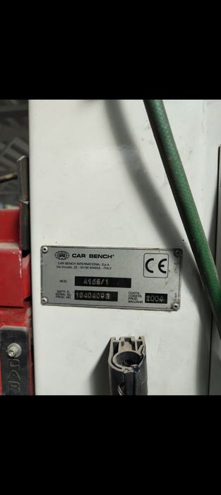 Stand Elevator pt îndreptat caroserii auto și autoutilitare