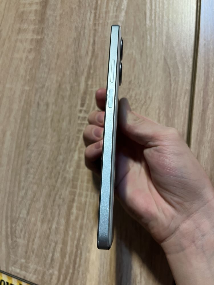 POCO F5 12/256GB