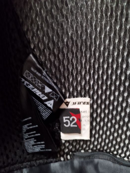 Dainese кожено мото яке 52