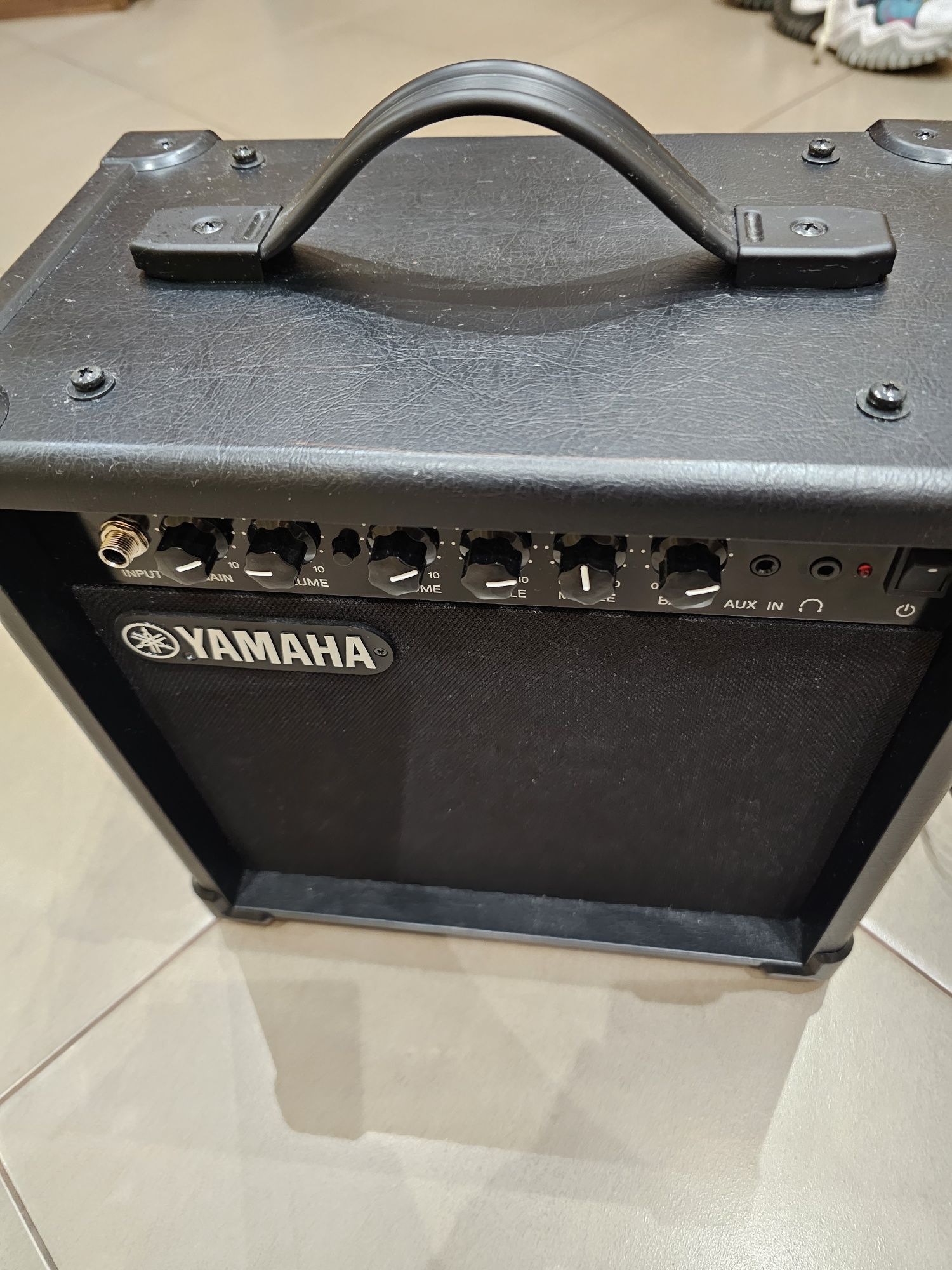 Усилвател за китара YAMAHA GA15II