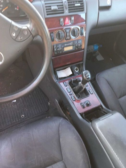 Mercedes Benz E-class w210 2.0 На Части
