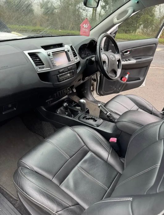 Dezmembrez Toyota Hilux Invincible euro 5 3.0 Automat 2012-2015