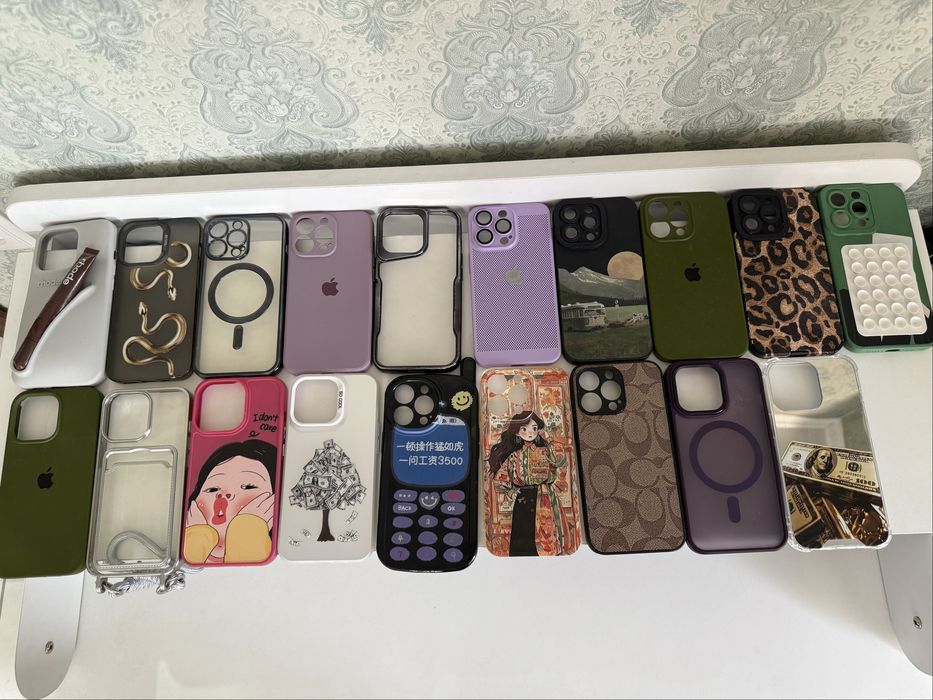 Чехлы на iphone 13pro
