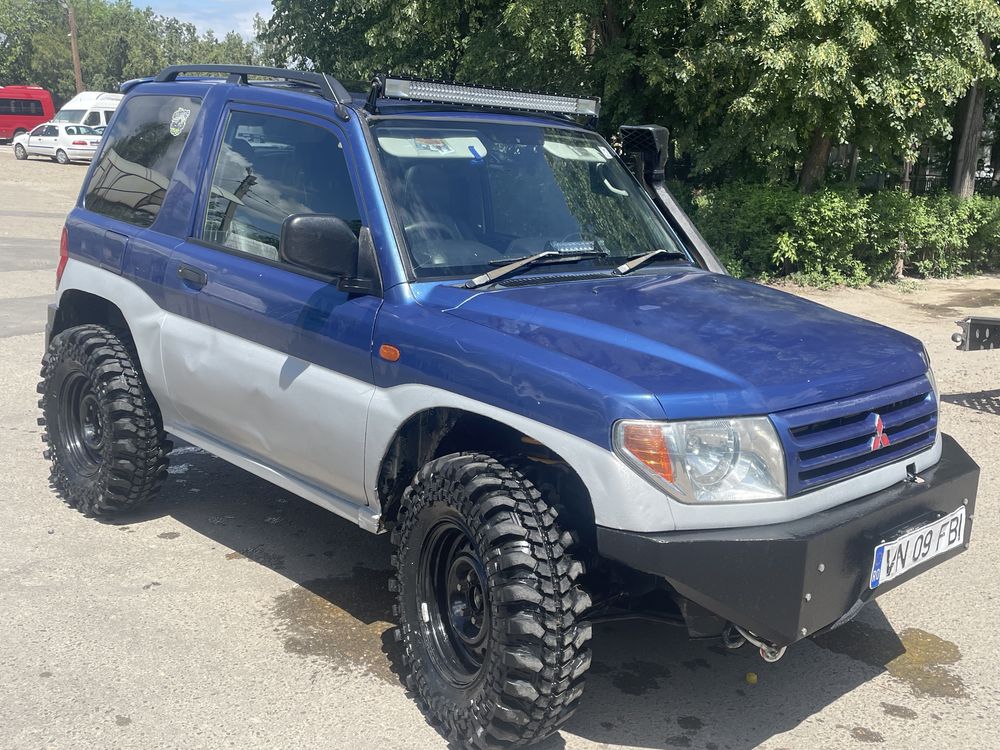 Mithubishi Pajero Pinin