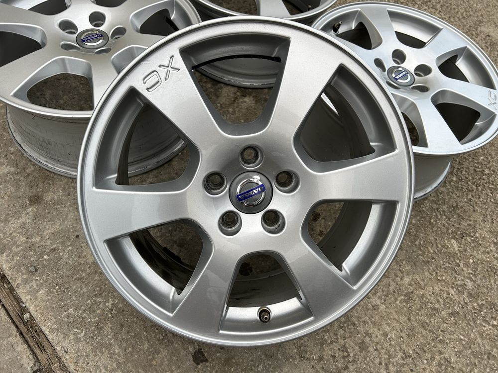 5х108 17 ски оргинални volvo