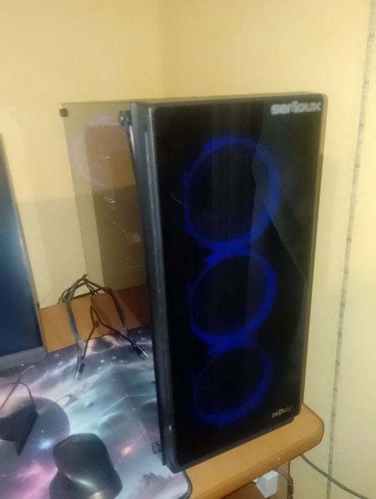 Vând calculator de gaming !