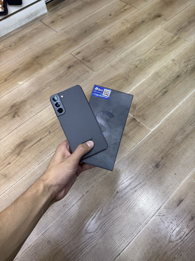 Samsung S22 plus 8/128 karobka srochna sotiladi