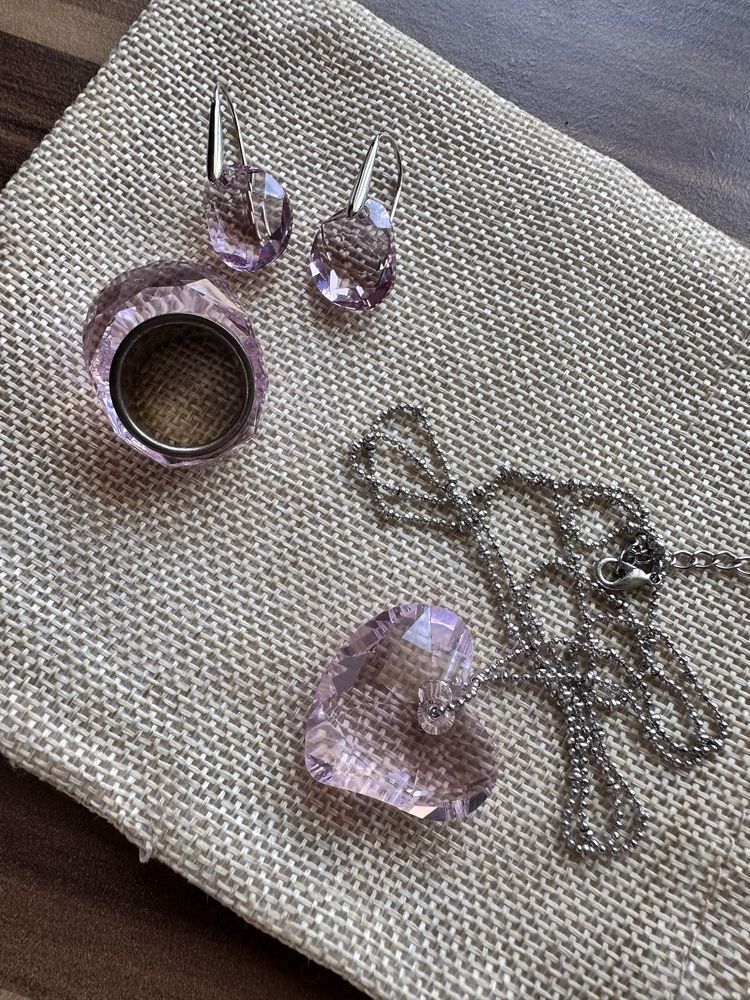 Комплект Swarovski pink crystal (пръстен,колие,обеци) оригинал