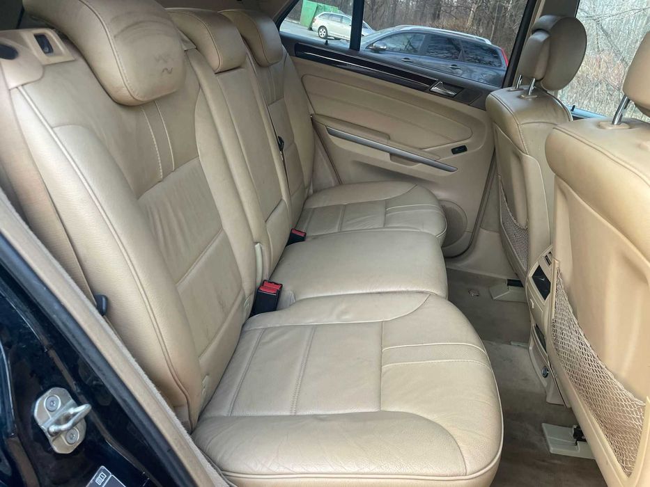 Vand Mercedes-Benz ML 2010