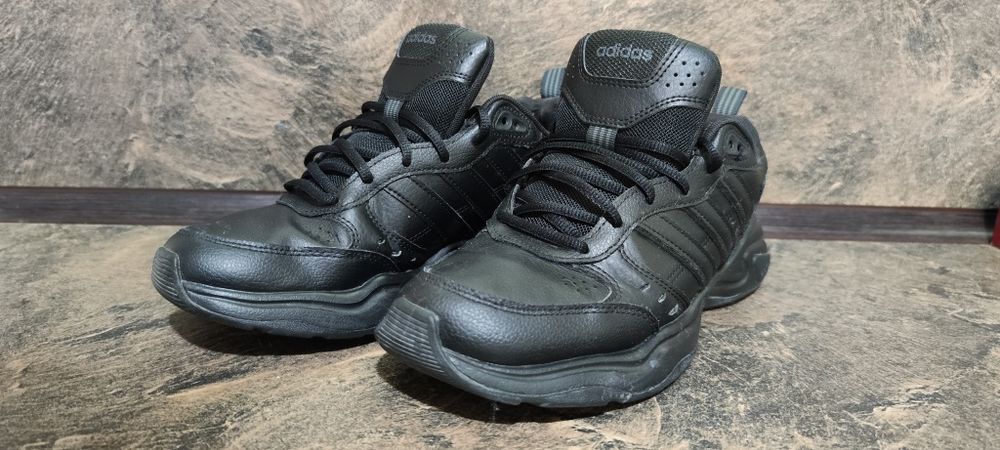 Мъжки маратонки Adidas Strutter EG2656