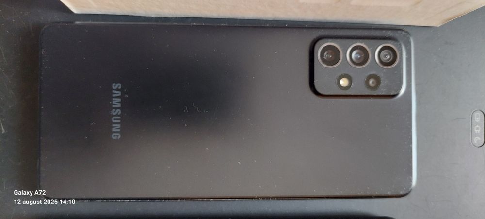 Samsung galaxy A72