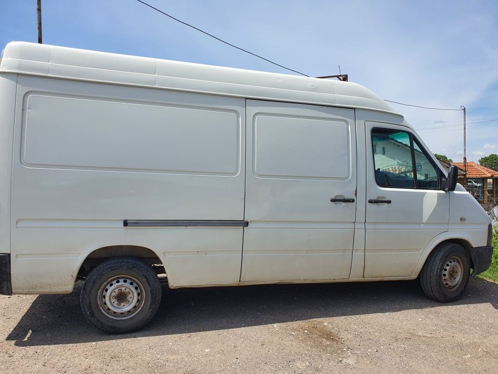 Продавам Бус VW LT35