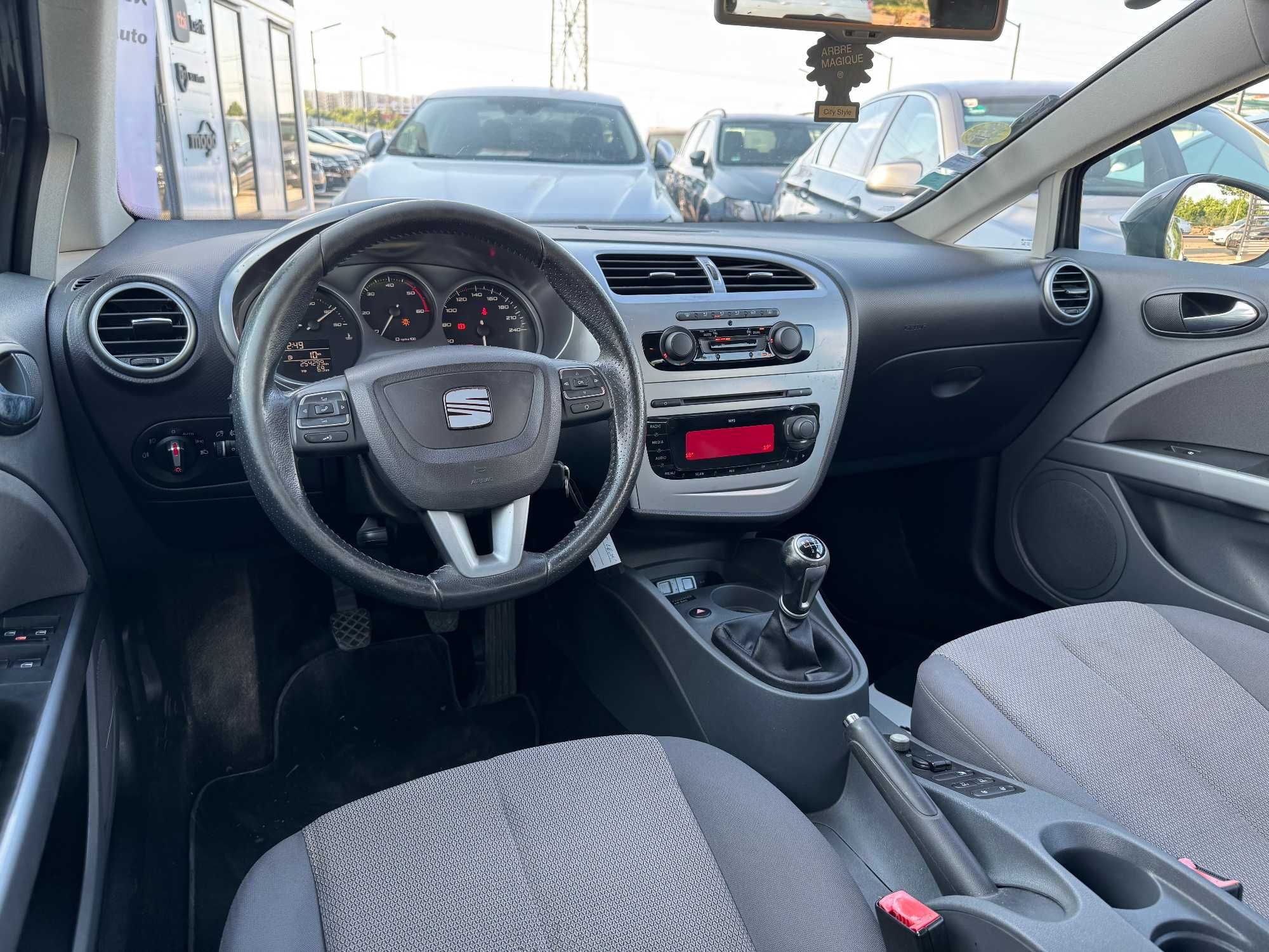 Seat Leon 1.6tdi 105cp/Garantie/Rate Fixe | Avans 0| Finantare Online