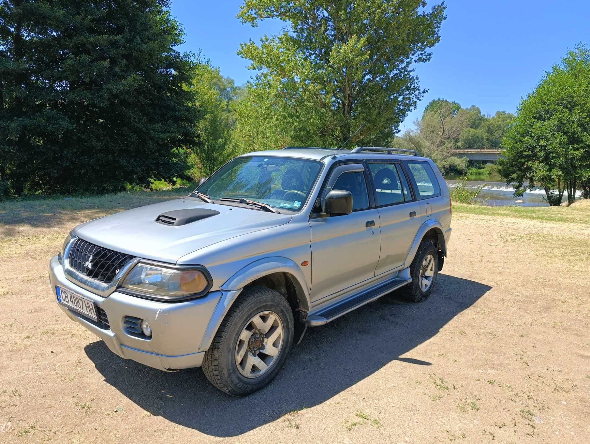 Джип Mitsubishi Pajero sport