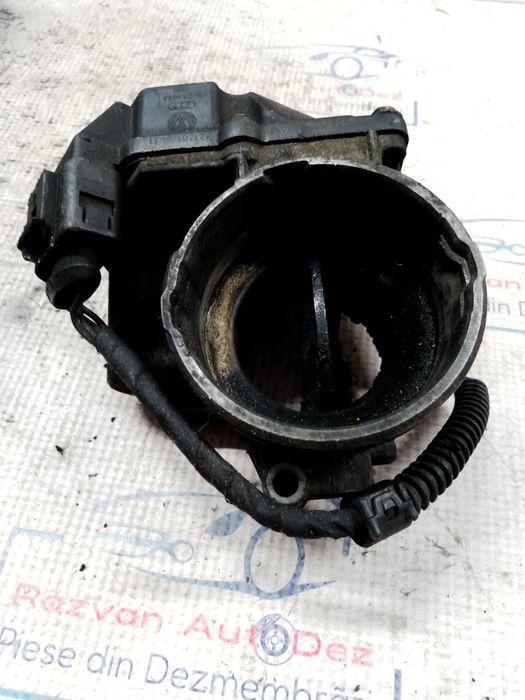 clapeta acceleratie volkswagen golf 5 2008