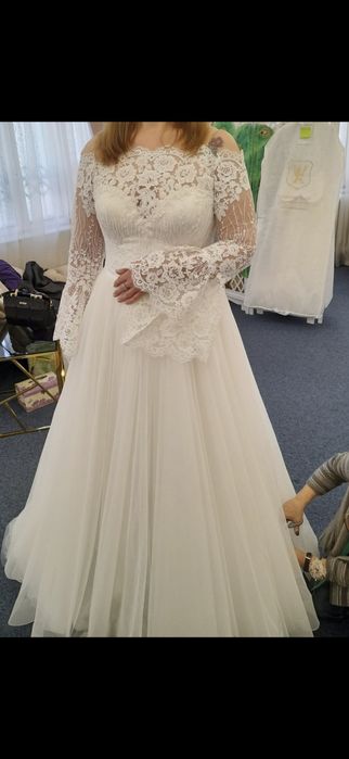 Rochie mireasa deosebita, mărimea 44