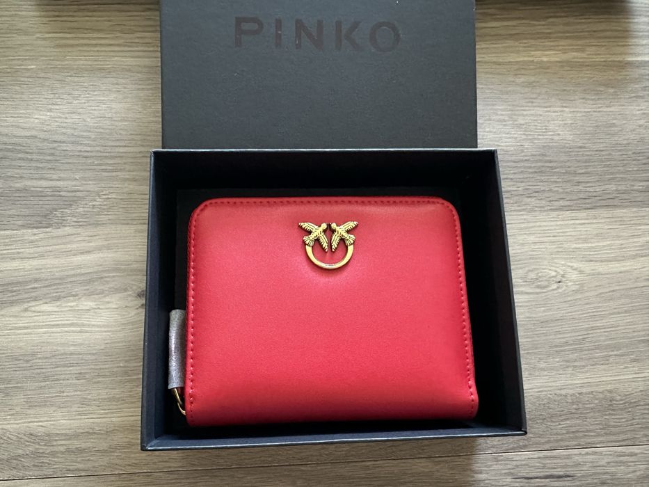 Чисто ново!! 100% Оригинално дамско портмоне Pinko портфейл