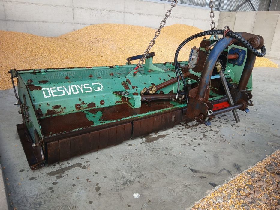 Tocator tocatoare resturi vegetale 3 metri Desvoys  defrisare