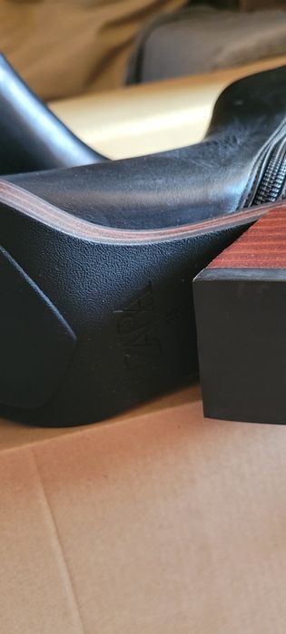 Ghete damă ZARA, Botine Cowboy Piele Negre 36