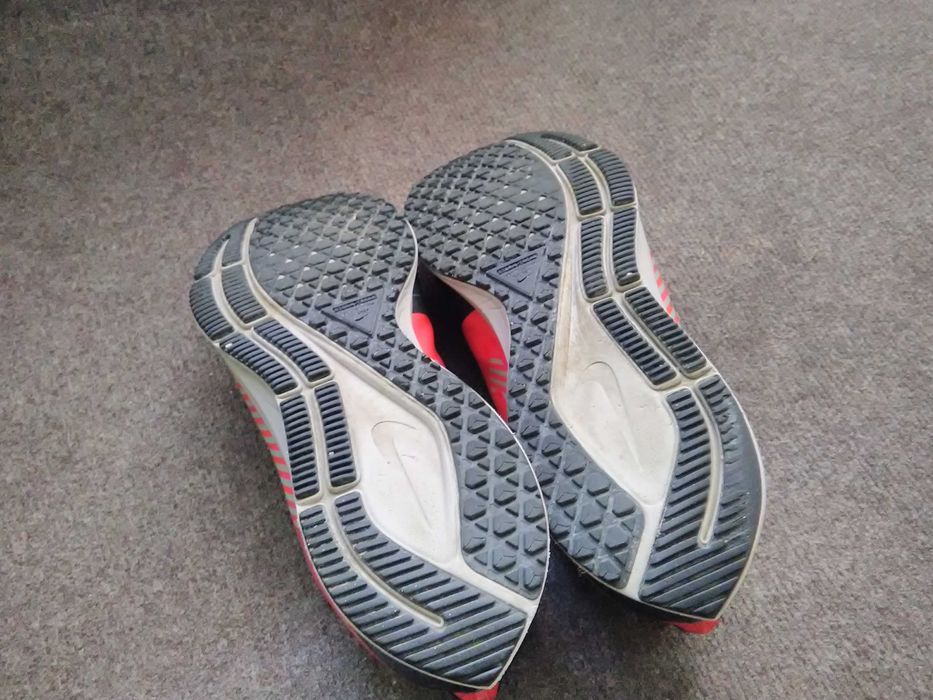 Nike Air Zoom Pegasus 36 Shield Habanero Red