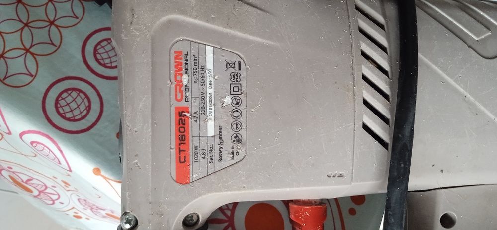 Продам перфоратор оригинал