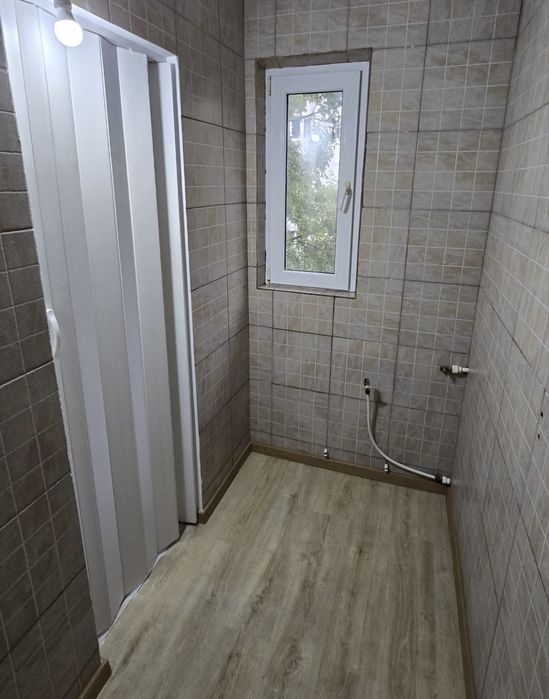 Vand garsoniera din constructie !