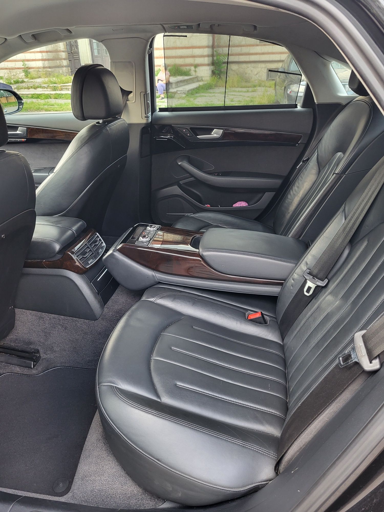 Audi A8 MATRIX 3.0 TDI An fabricație 2016 urgentt