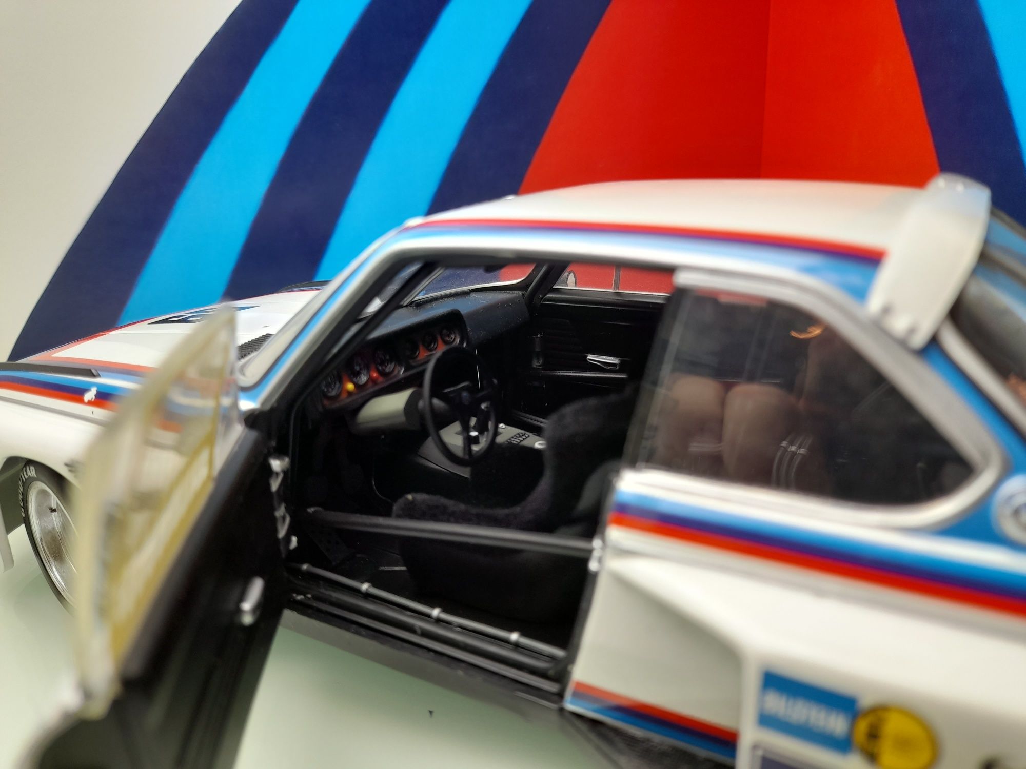 BMW CSL 1:18 Minichamps,