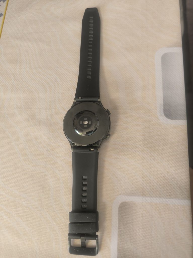 Продам смарт часы HUAWEI WATCH GT